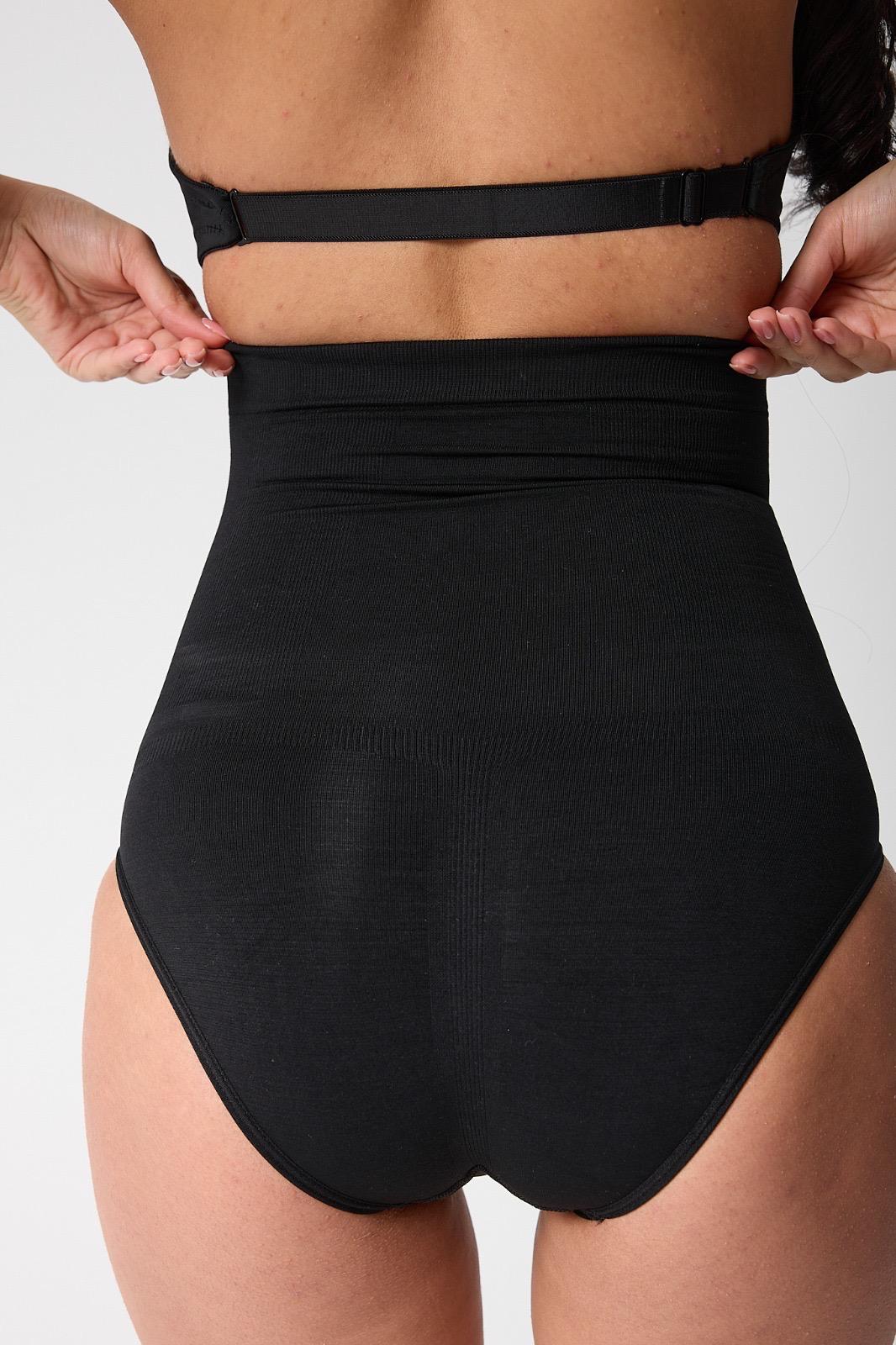 Nahtloser Hochtaillierter Shaping Slip – Schwarz – Unsichtbarer Figurformer