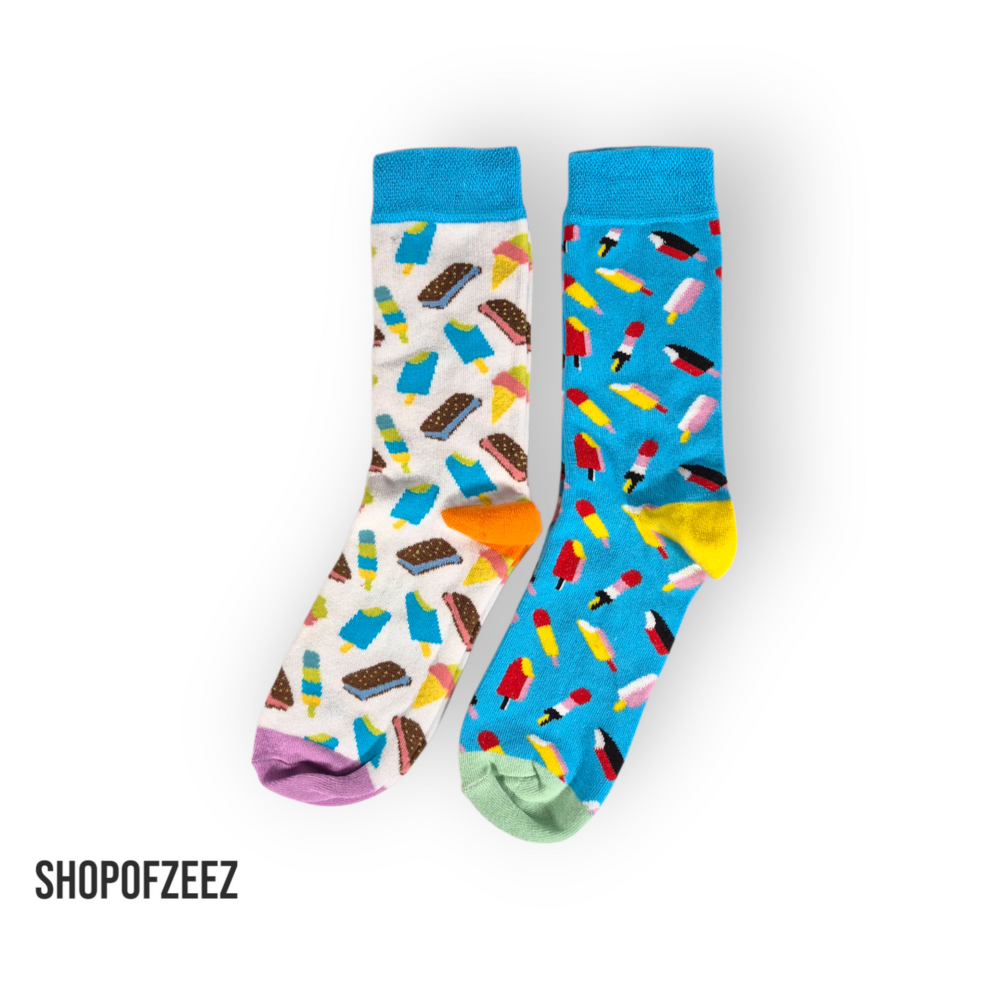 Socken mit Eiscreme-Motiven