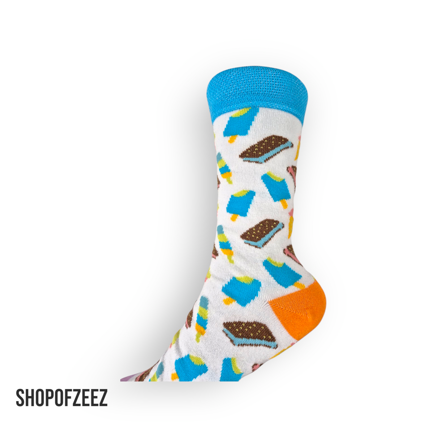 Socken mit Eiscreme-Motiven
