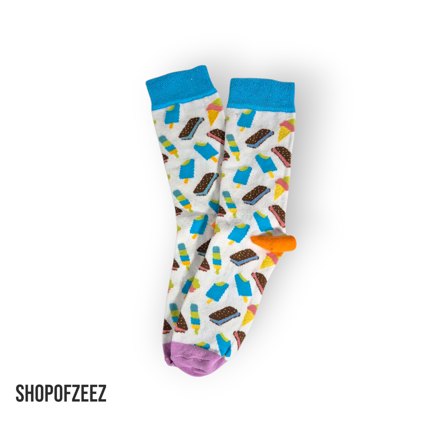 Socken mit Eiscreme-Motiven