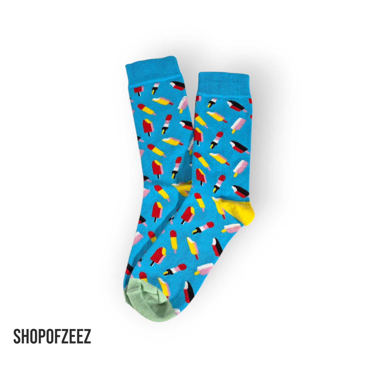 Socken mit Eiscreme-Motiven