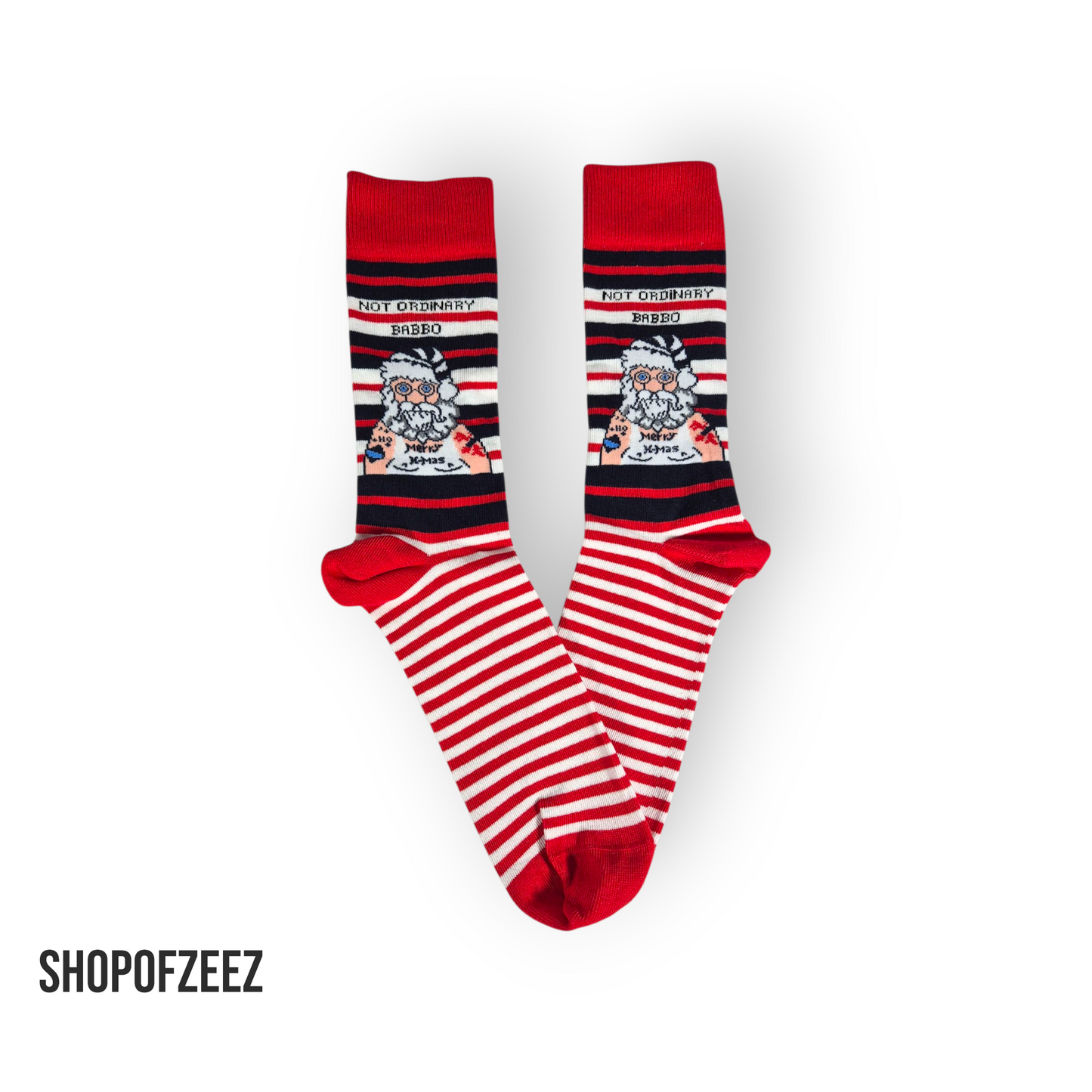 Weihnachtssocken gestreift – Santa Claus „Not Ordinary Beard“ – Lustige Nikolaus Socken Unisex