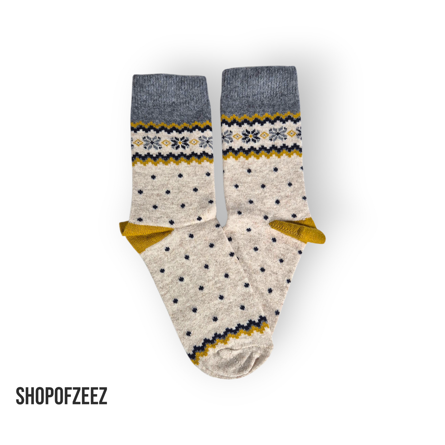 creme Weihnachtssocken mit Schneeflocken