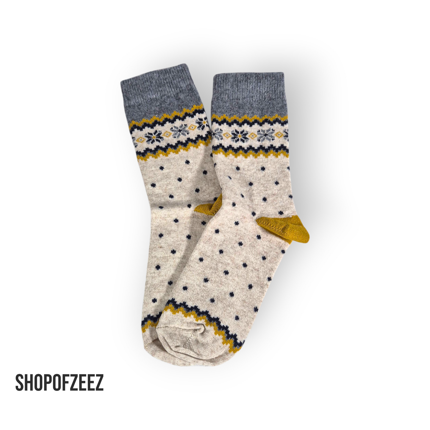 creme Weihnachtssocken mit Schneeflocken