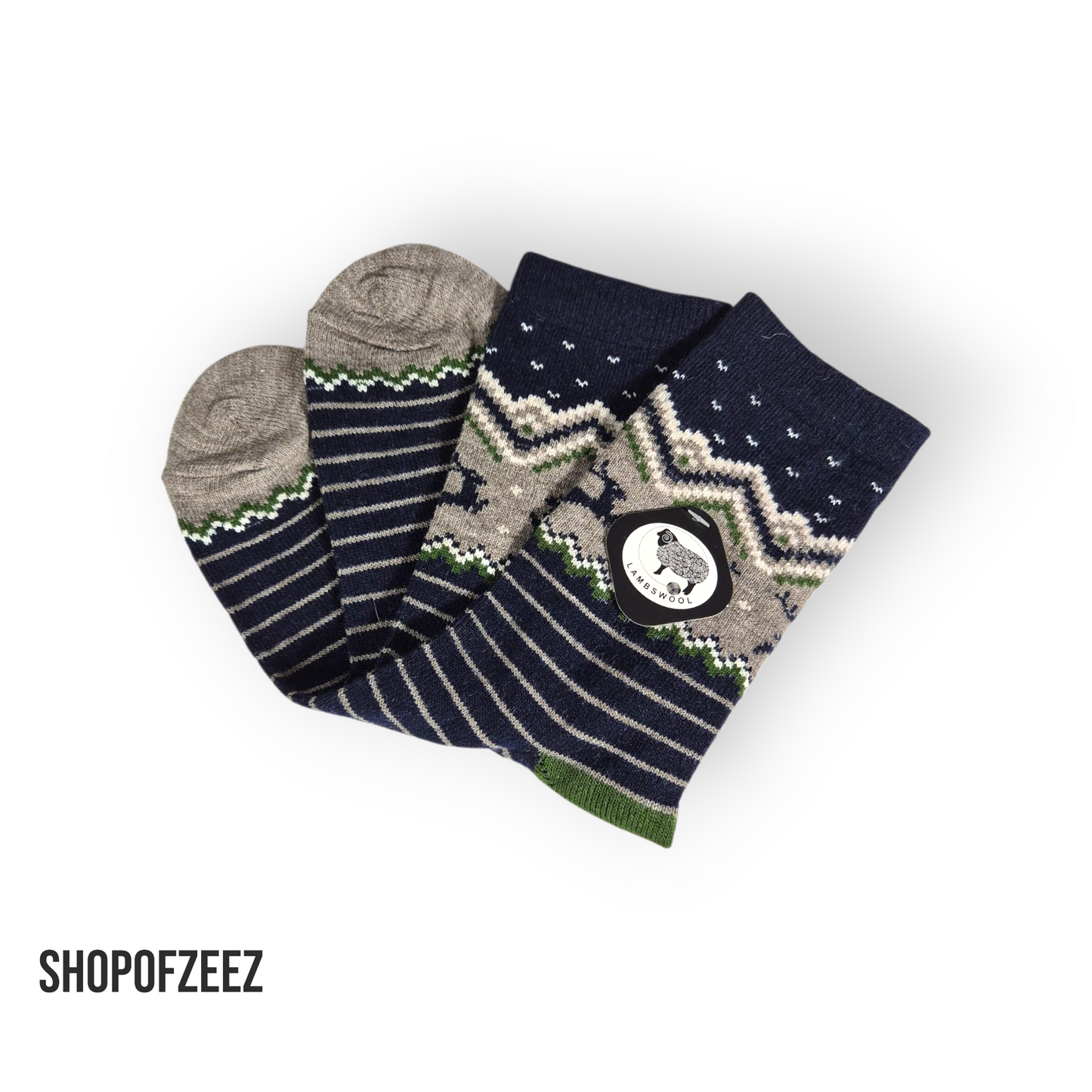 gestreifte Weihnachtssocken mit Rentier