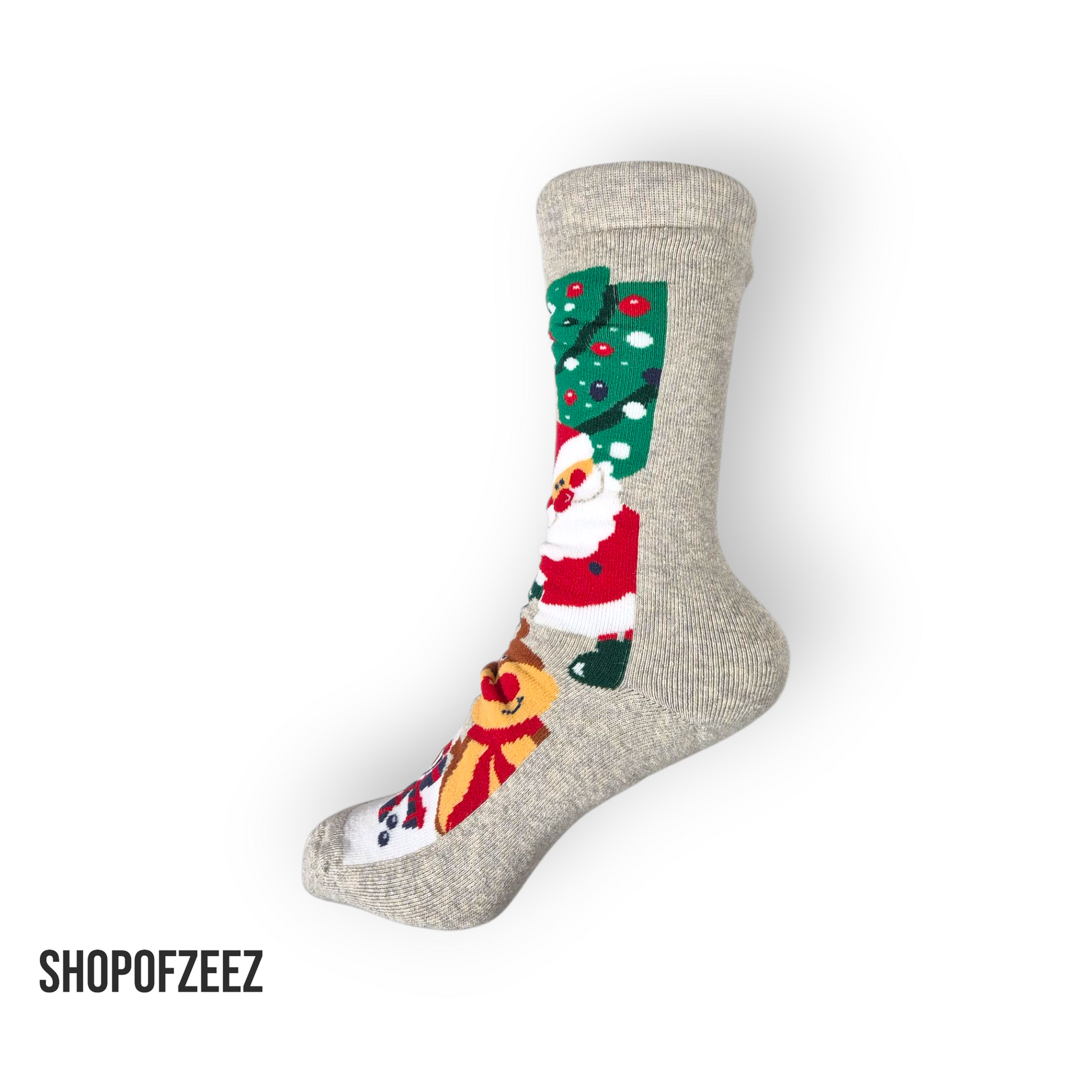 Bunte Weihnachtssocken mit Weihnachtsbaum, Rentier, Santa und Schneemann.