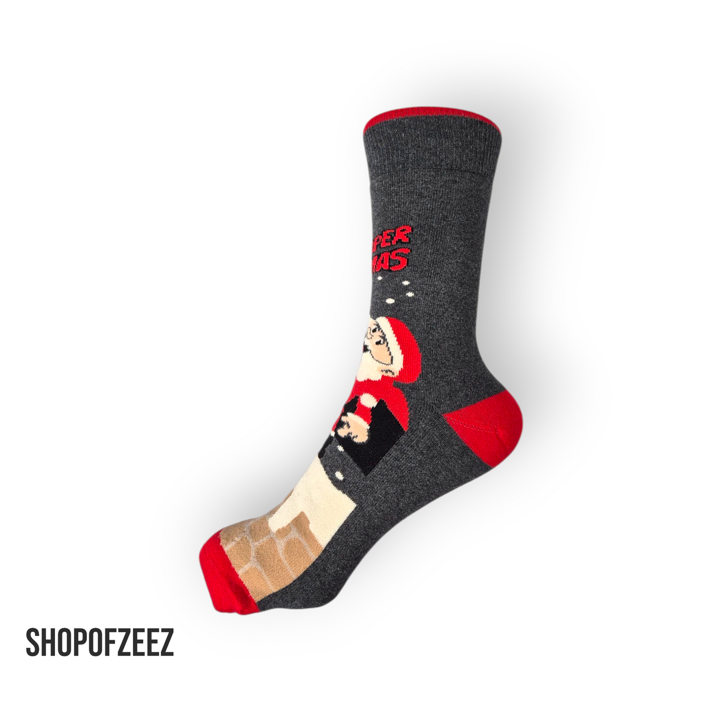 Super Xmas Socke mit tanzendem Weihnachtsmann auf Kamin in Dunkelgrau und Rot,