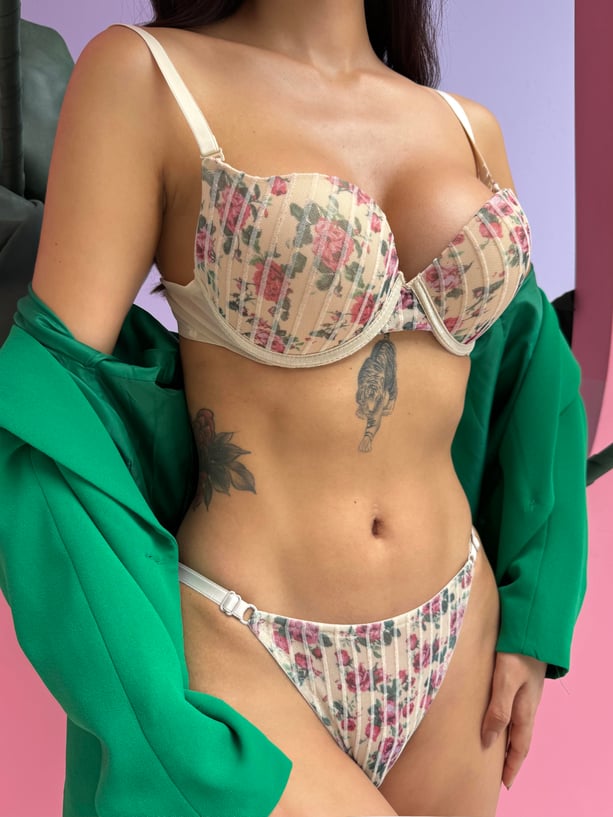 Damen Lingerie Set – Geblümter gepolsterter Bügel-BH und Slip mit verstellbaren Trägern