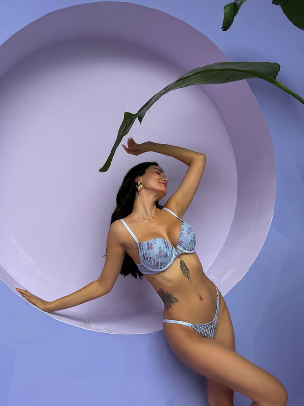 Glitzer Blumen Dessous Set – Halbgepolsterter Bügel-BH + Verstellbarer Slip – Hellblau